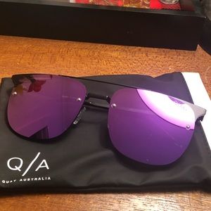 QUAY Sun Glasses